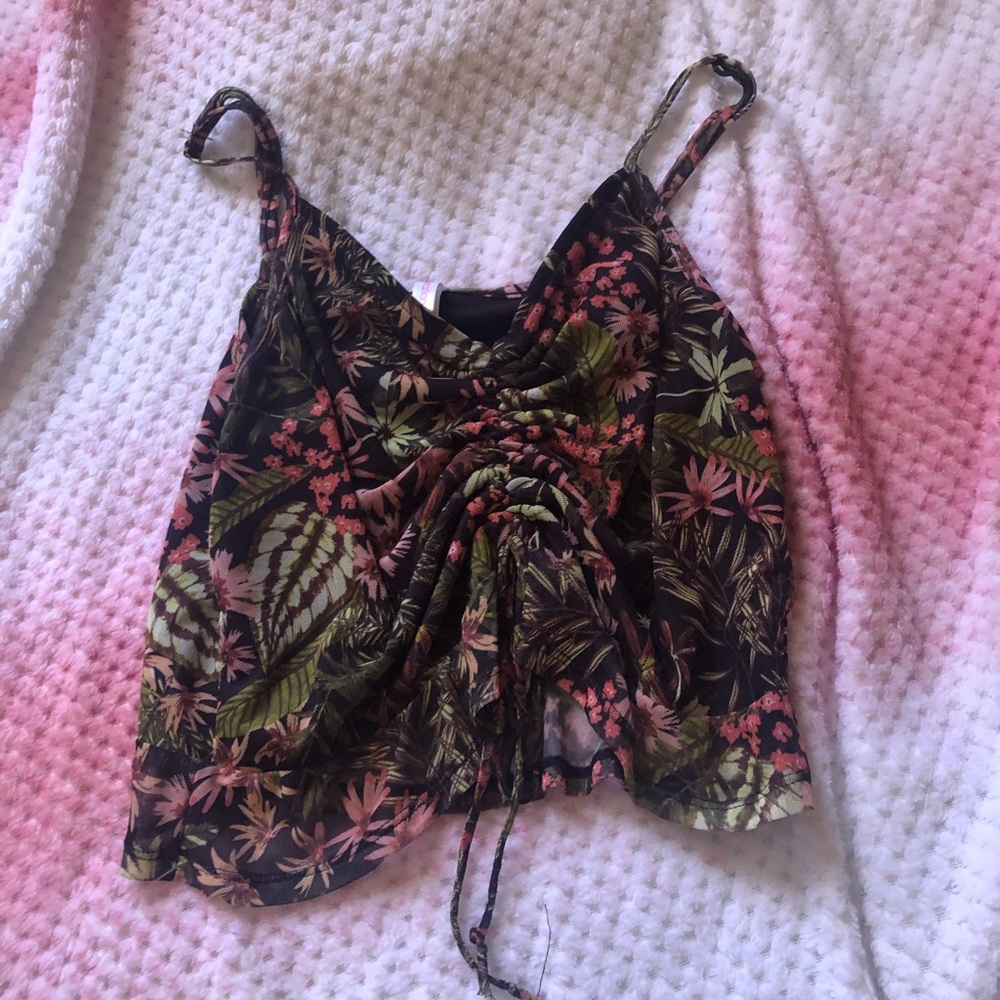 Crop top